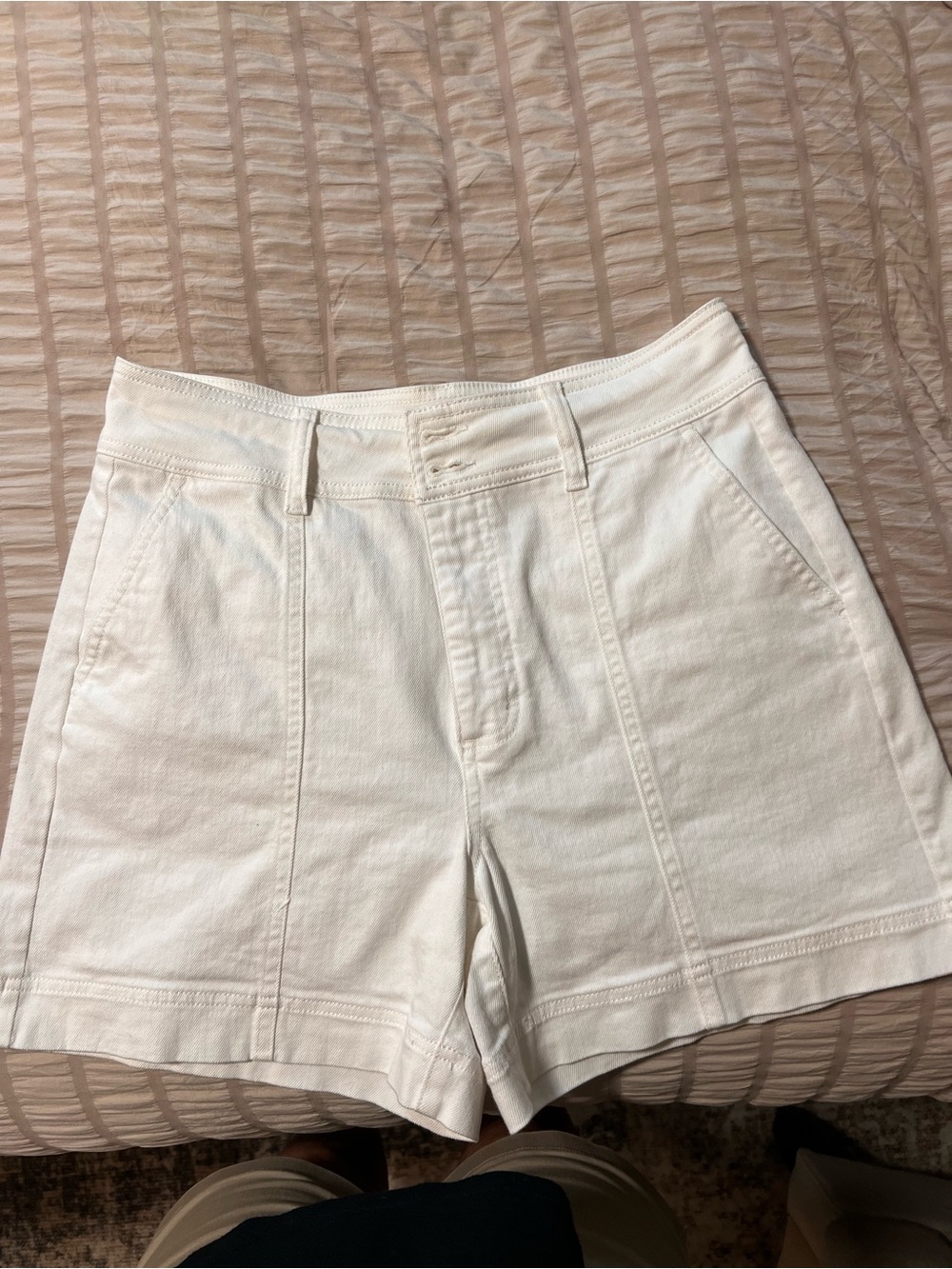 INC International Concepts White High-Waist Tailored Bermuda Shorts